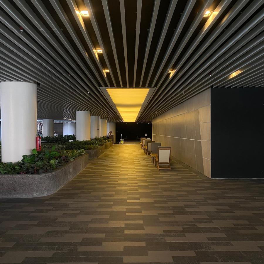 Air Residences 4439 Makati City Exterior photo